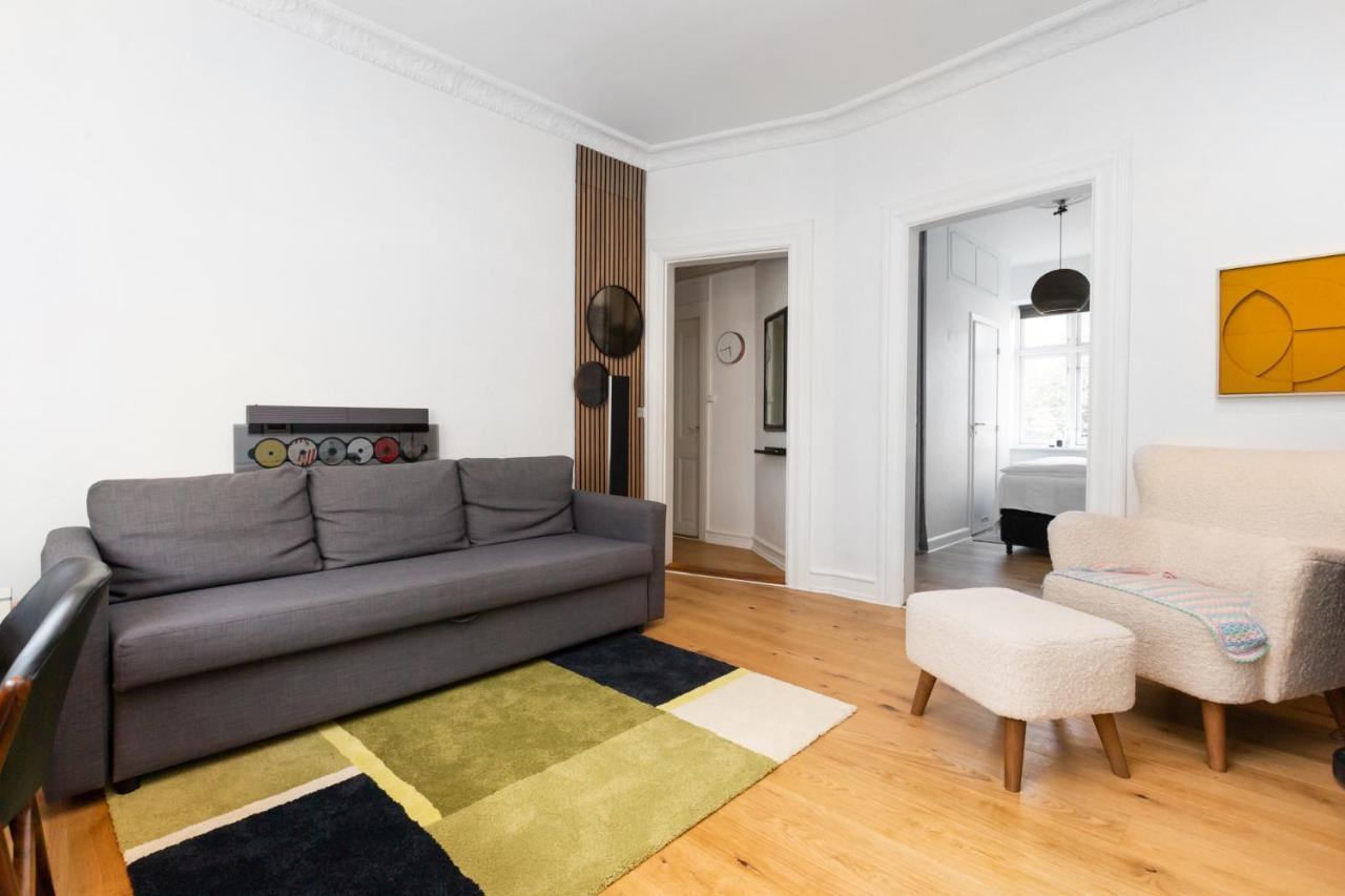5 Min Fra Banegarden - Plads Til 4-Personer Apartment Aalborg Exterior photo